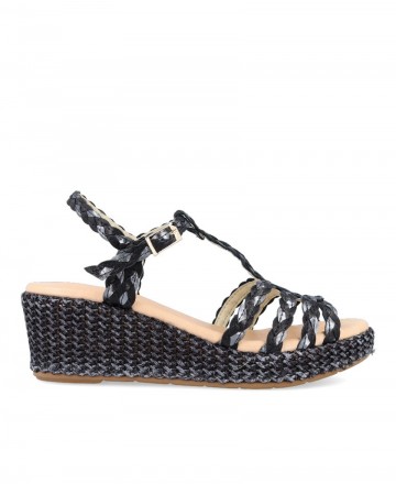 Pitillos 5236 Leather sandals with crossed straps