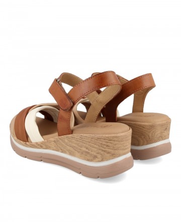 sandals for older women