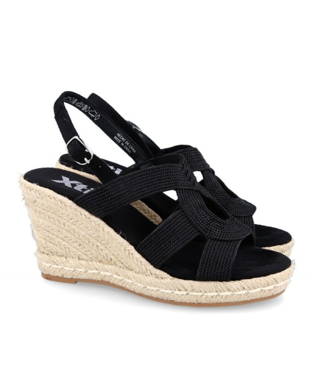 Xti 45186 Black sandals with jute wedge