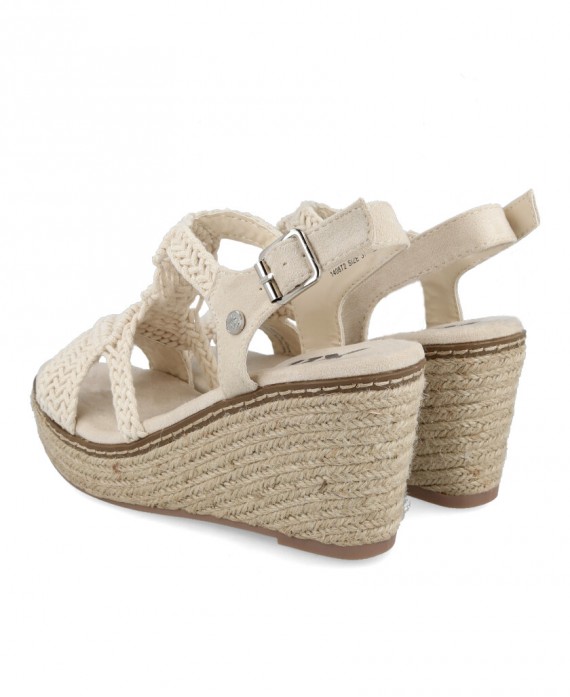 Espardena o yute para mujer en color beige Caracteristicas con hebilla cuna 8 cm zapato de estilo casual suela de yute exterior