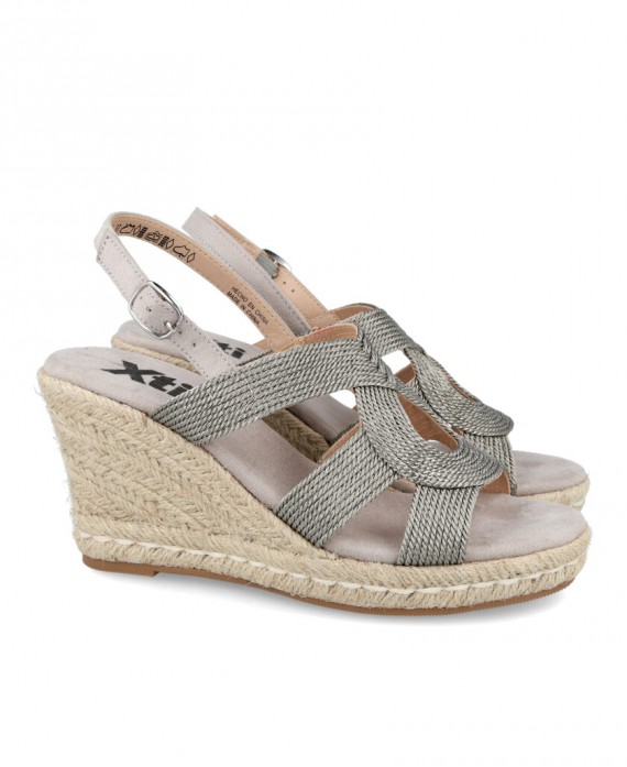 Xti 45186 Silver sandals with crossed straps