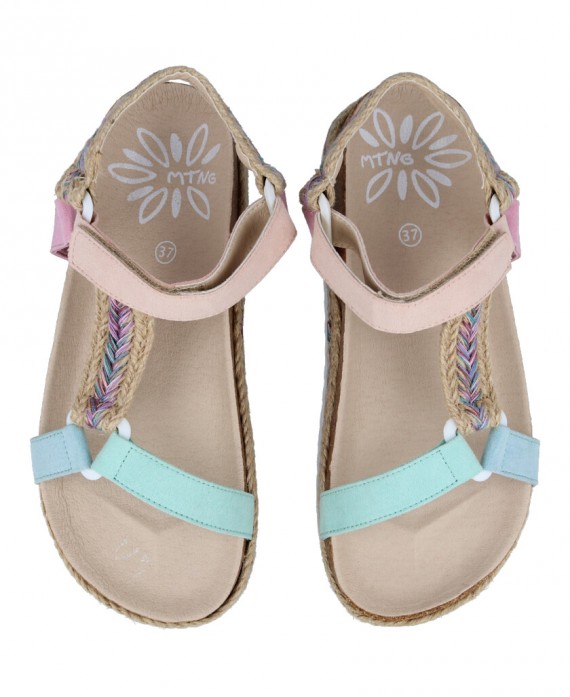 Sandalias Nina en color multi Caracteristicas con cierre de velcro altura de piso 35 cm zapato de estilo casual suela de goma e