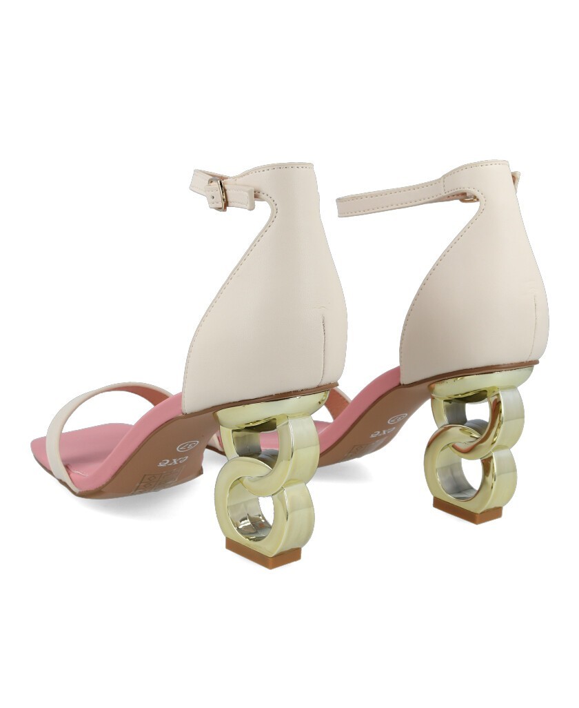closed heel sandals