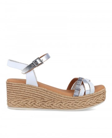 cross strap sandals