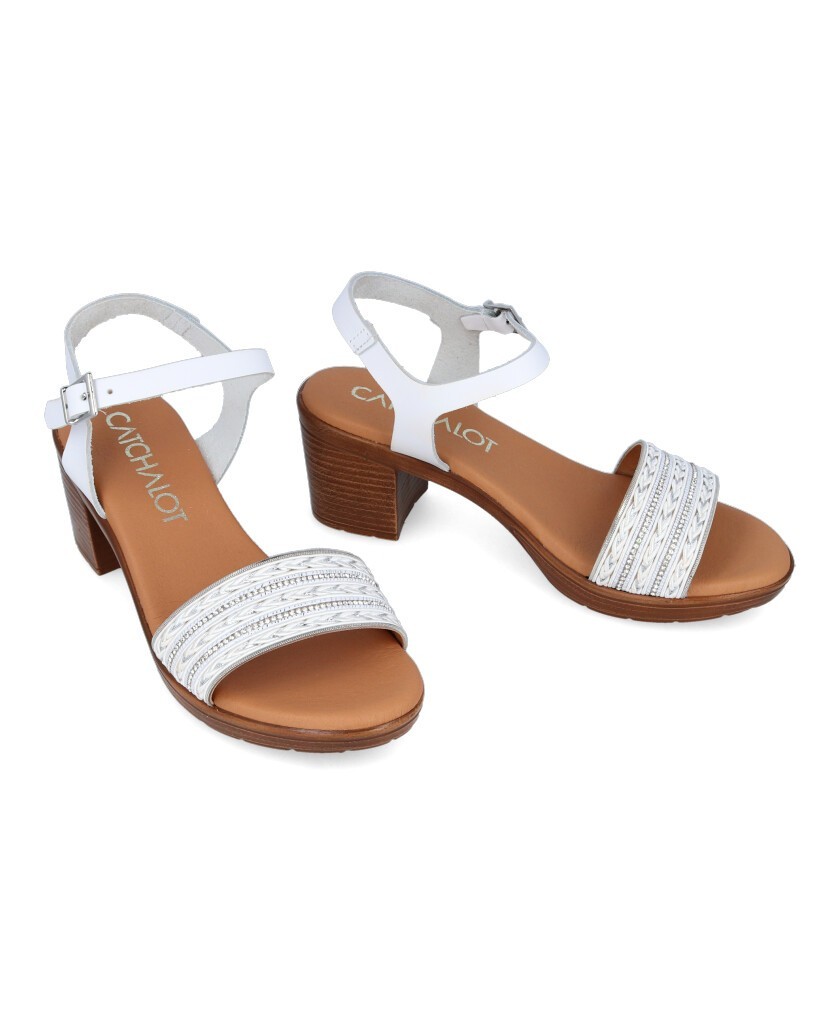 medium heel sandals