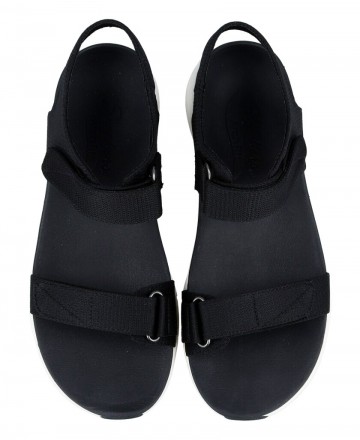 black platform sandals