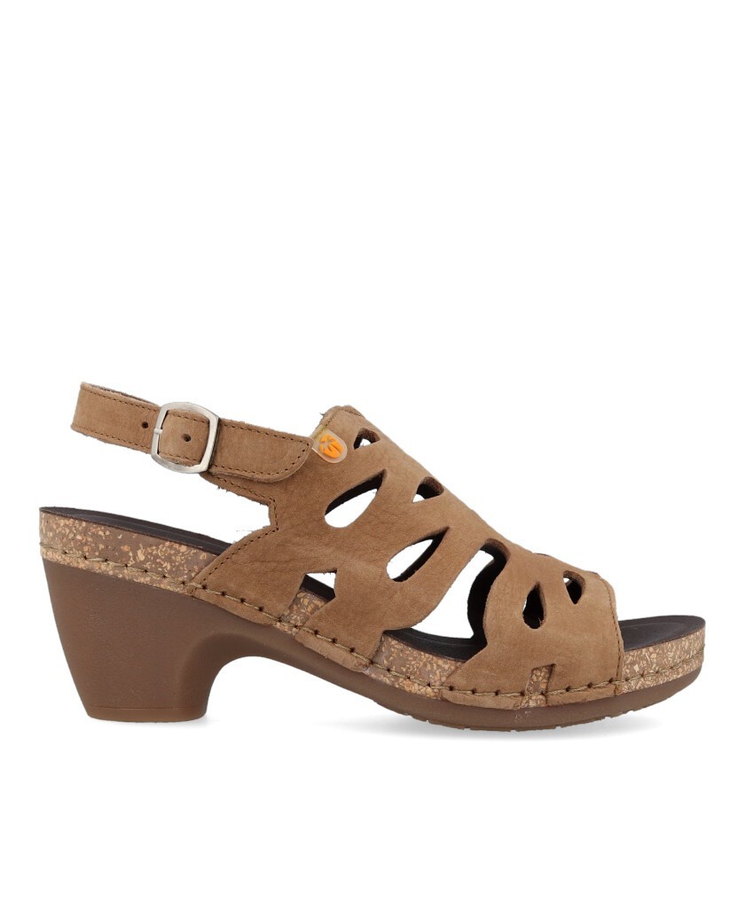 sandalias troqueladas