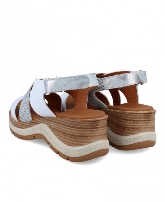 Medium wedge sandals Paula Urban Bangla 27-560