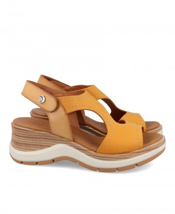 High wedge sandals Paula Urban Nabuk 27-564