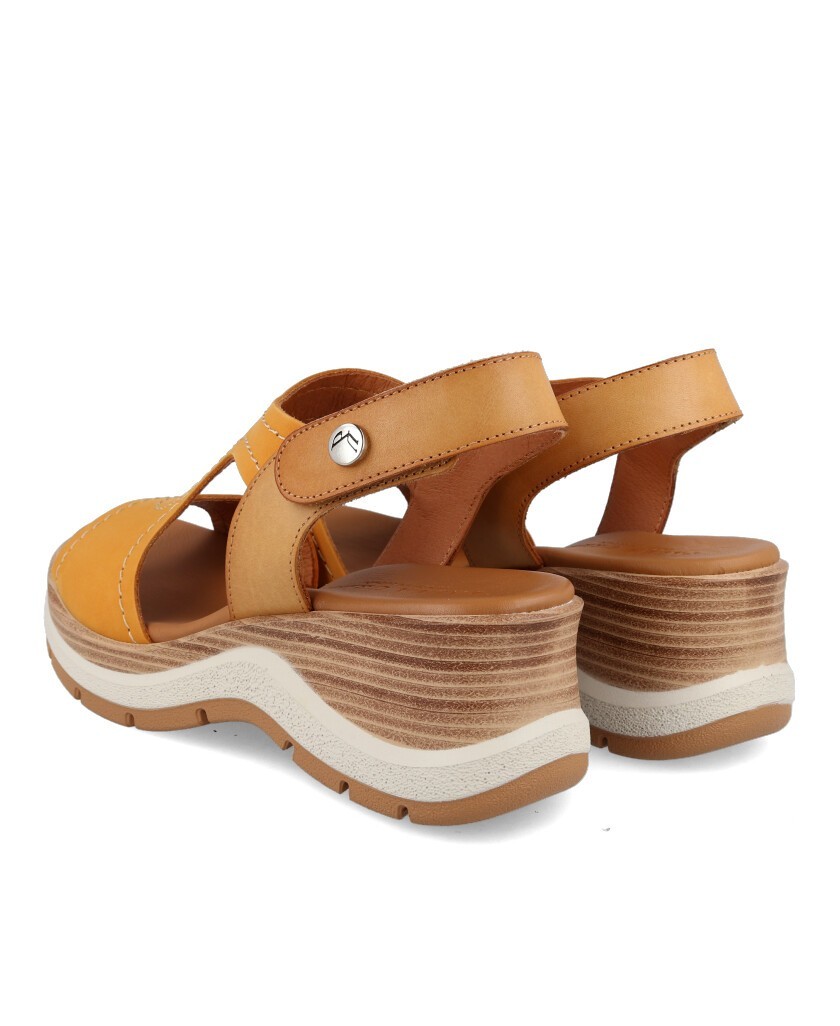 Sandalias de cuña alta Paula Urban Nabuk 27-564