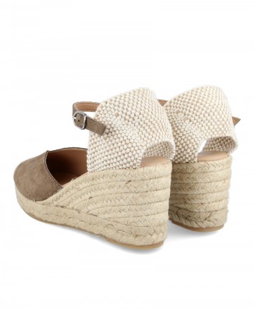 V cut espadrilles