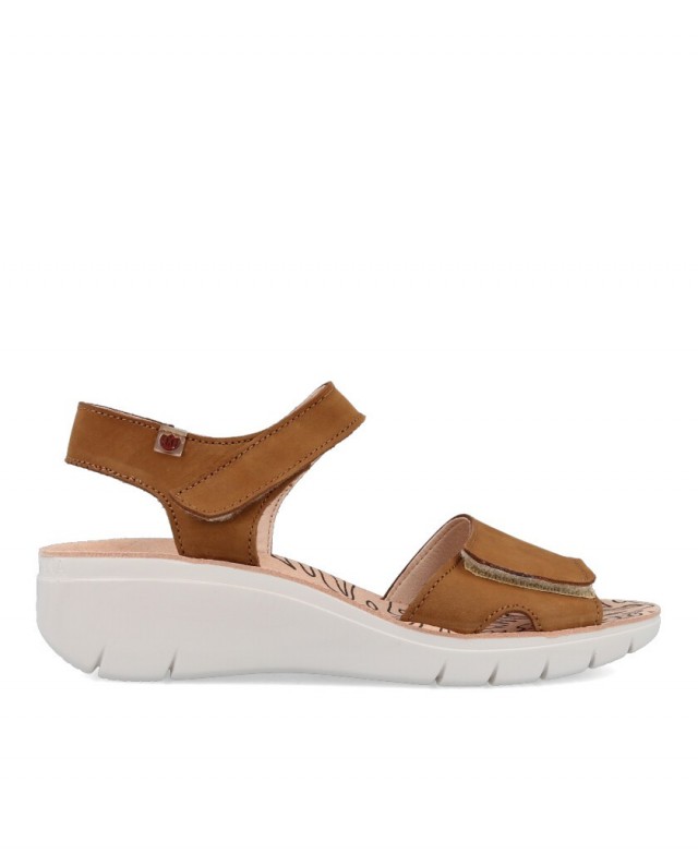 Low sandals Low sandals