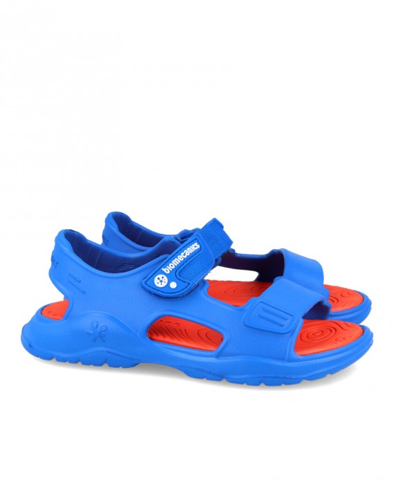 Sandalias para ninos en color azul marino Caracteristicas con cierre de velcro altura de piso 2 cm ideal para la playa o la pis