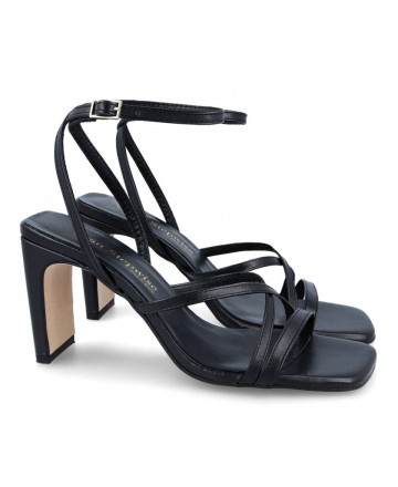 Bryan Viena 6300 Black heeled dress sandal