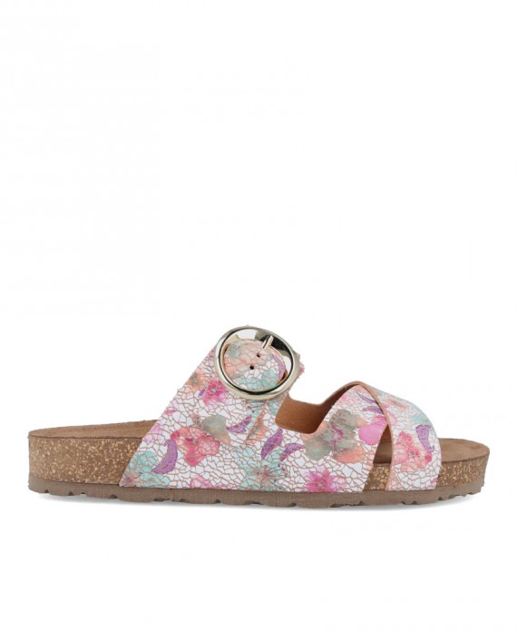 sandals with flowers