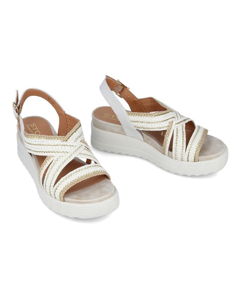 sandalias blancas