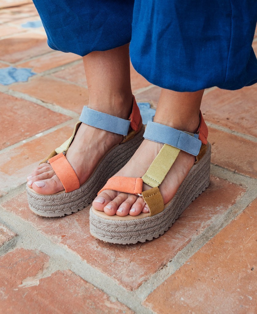 Andares women's platforms 849530