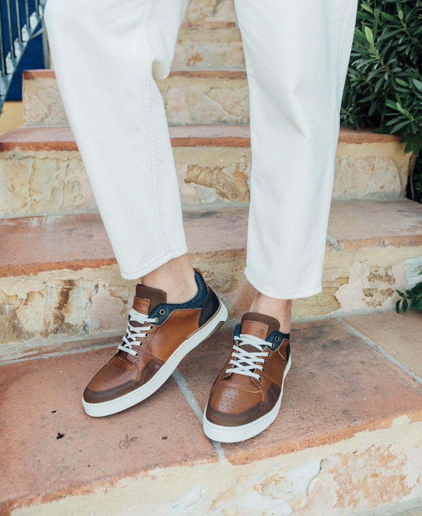 Zapatillas de piel Bullboxer 887-P2-1789 A