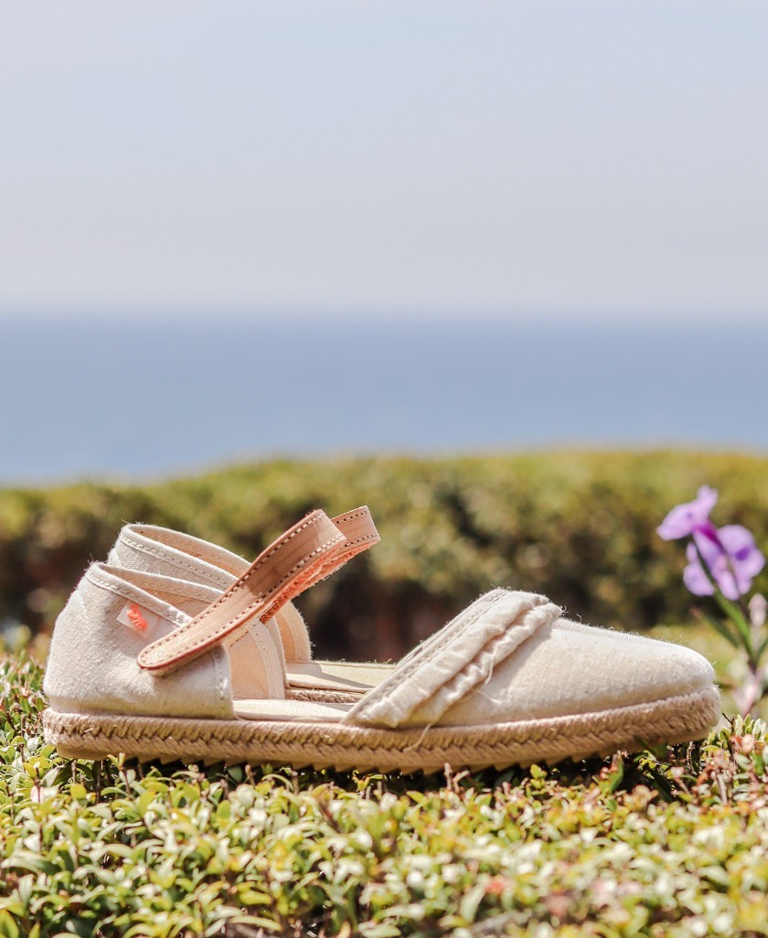 Vulladi 1367-650 Girl's espadrille with ruffles