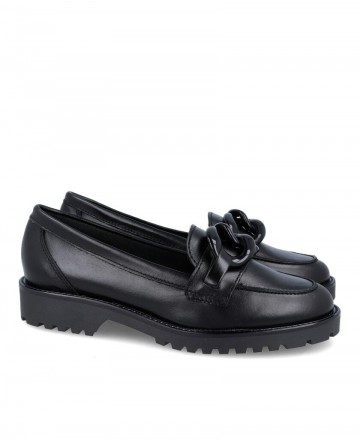 Catchalot 5005 Black flat loafers with chain