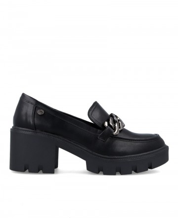 heeled loafers