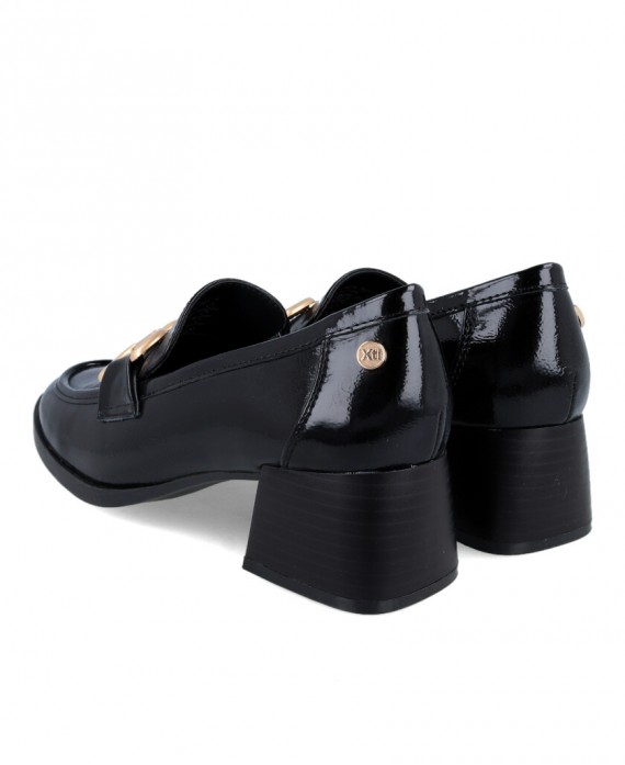 women's patent leather loafers