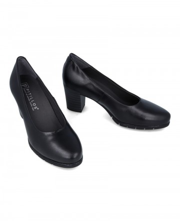 Zapatos de para mujer en color negro Caracteristicas salon tacon 6 cm piso de goma termoplastica exterior piel e interior intec