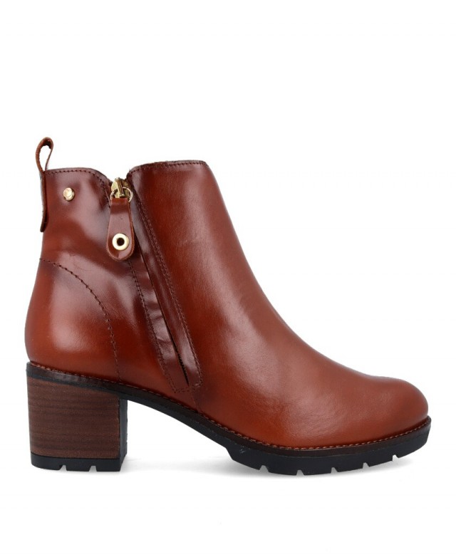 Desireé Rosy3  Women's classic brown ankle boots