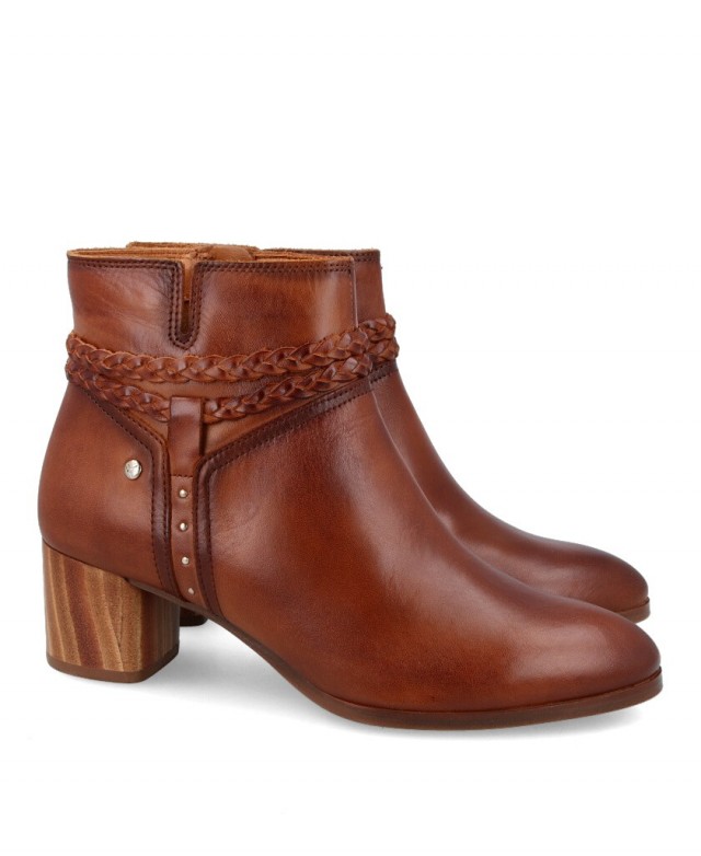 Pikolinos Calafat W1Z-8521 Wooden heeled booties