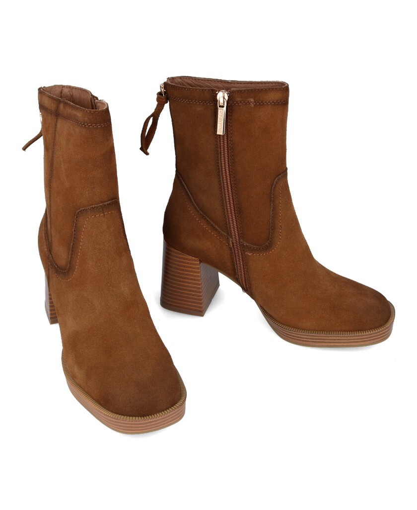 Carmela suede 2025 ankle boots