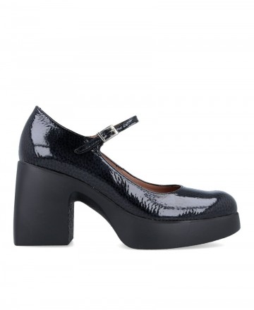 women's patent leather shoes