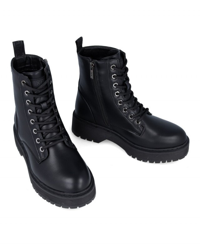 Black military hotsell boots womens