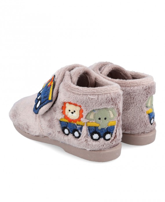 boy's house slippers