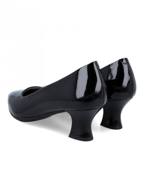 patent leather heels woman