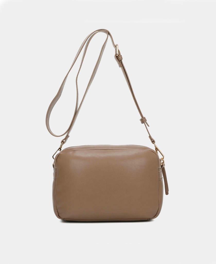 women's brown shoulder bag