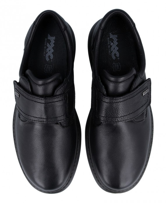 men's black shoe