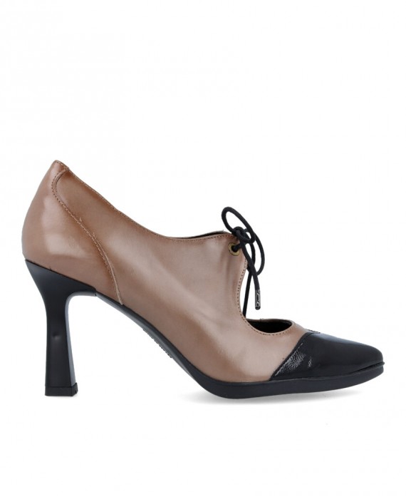 elegant women's shoe