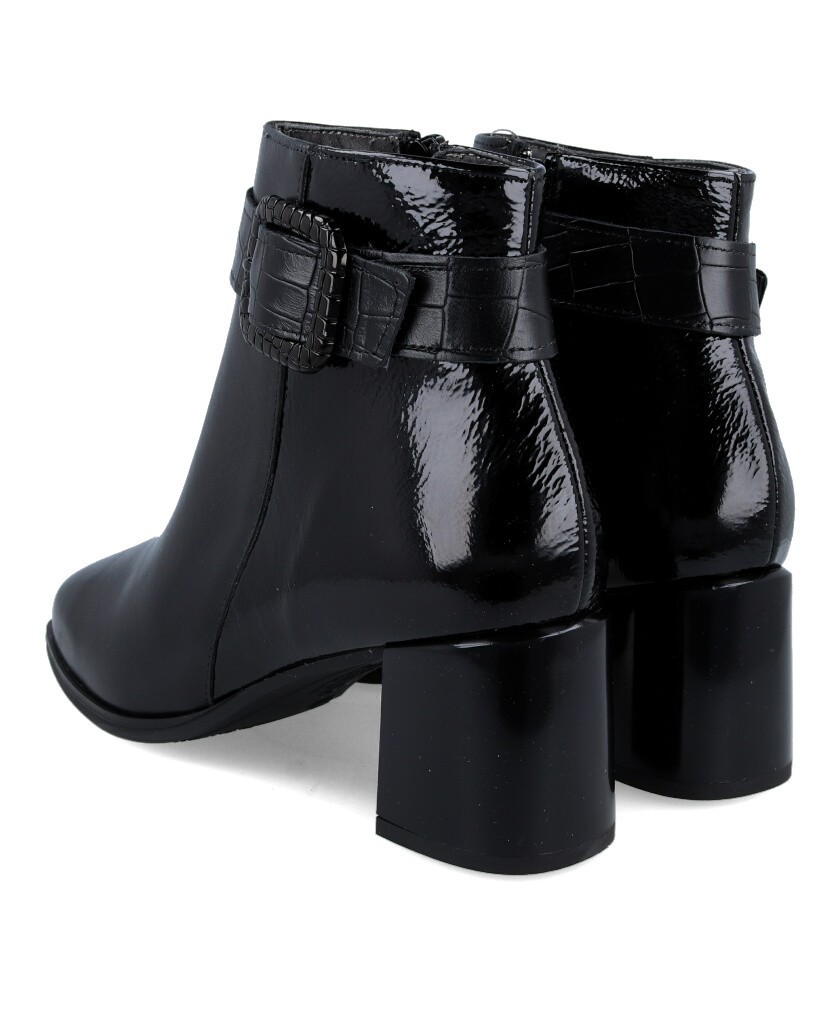 casual ankle boots