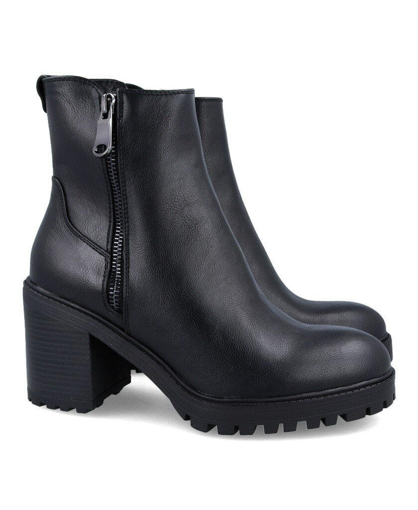 Ankle hot sale boots mustang