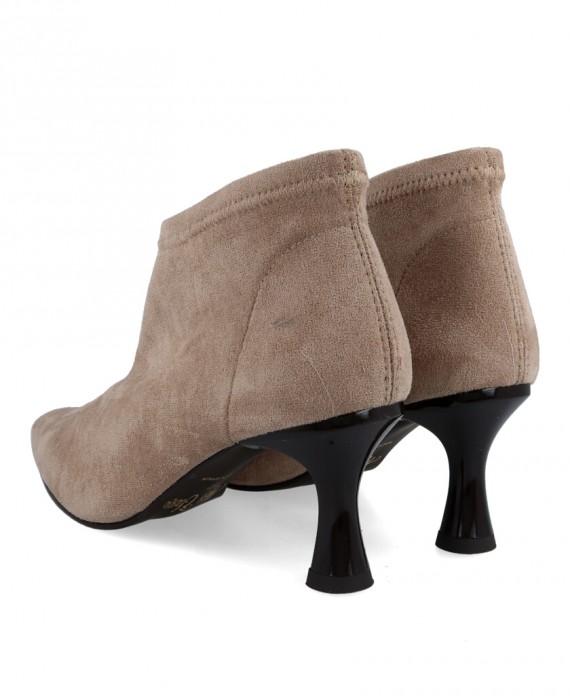 elastic ankle boots