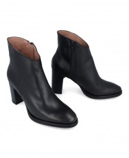 Wonders Ost M-5130 Black leather heel ankle boot Wonders Ost M-5130 Black leather heel ankle boot