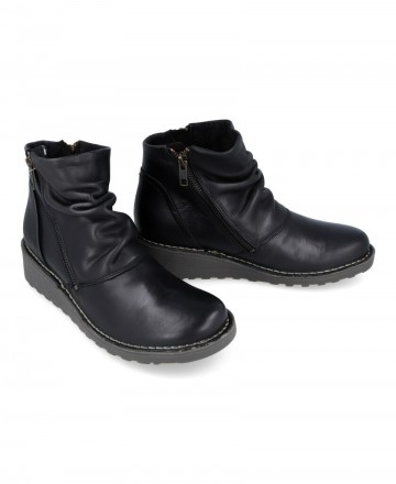 Catchalot 6432 Black low wedge ankle boots