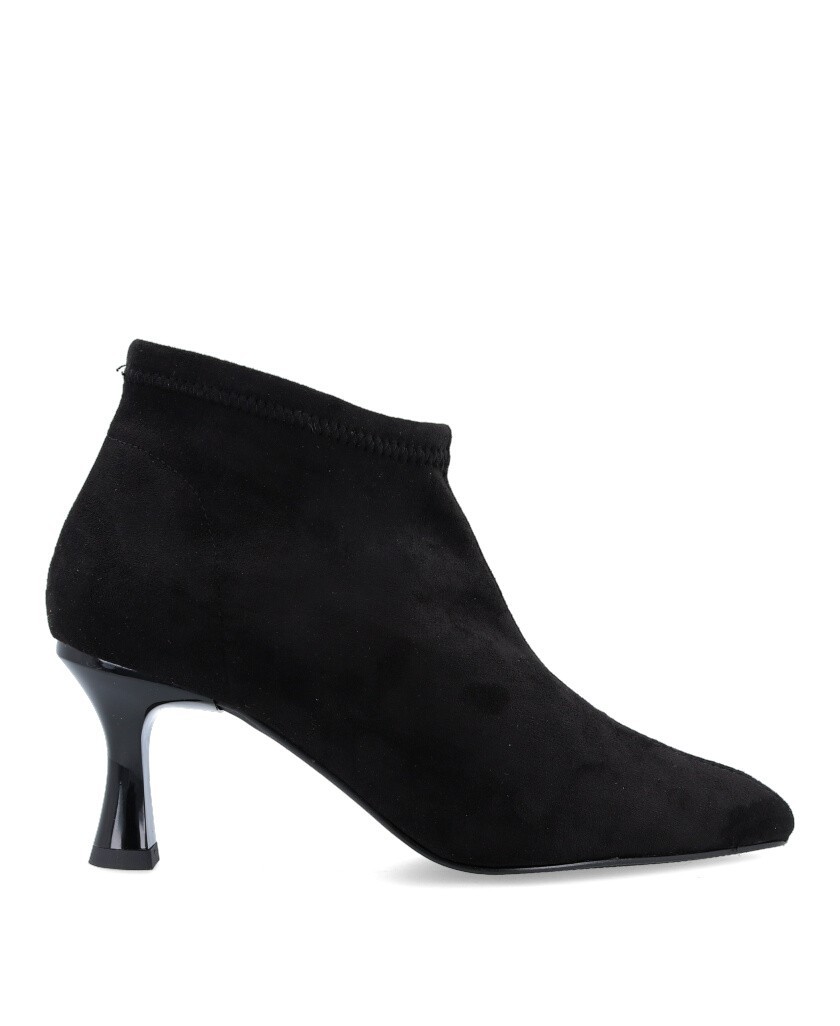 Botines para mujer en color negro Caracteristicas elastico tacon 7 cm zapato de estilo casual suela de goma termoplastica exter