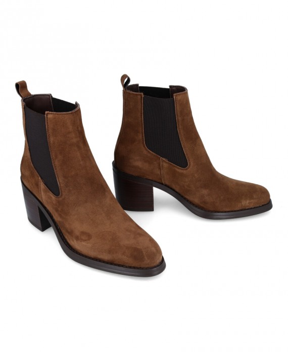 Alpe Anne 2394 Chelsea ankle boots with heels