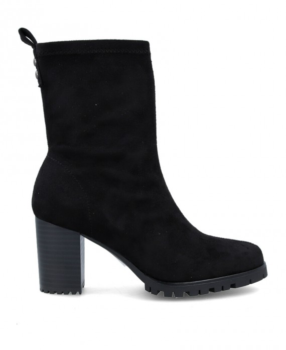 D'Angela DRB25243 Black heeled ankle boots