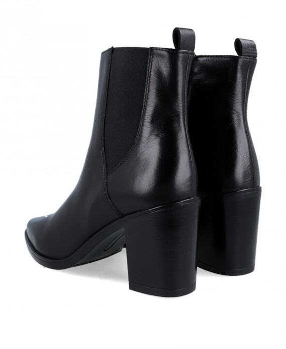 Riva di Mare 52145 Black heeled ankle boots