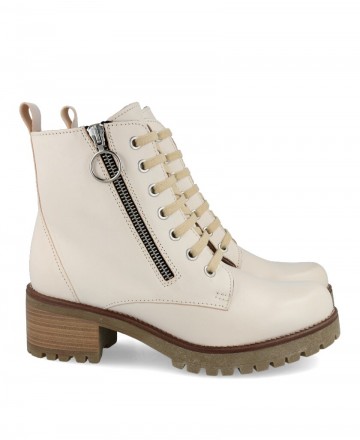 Botines para mujer en color blanco Caracteristicas cordones y cremallera tacon 5 cm zapato de estilo casual suela de goma termo