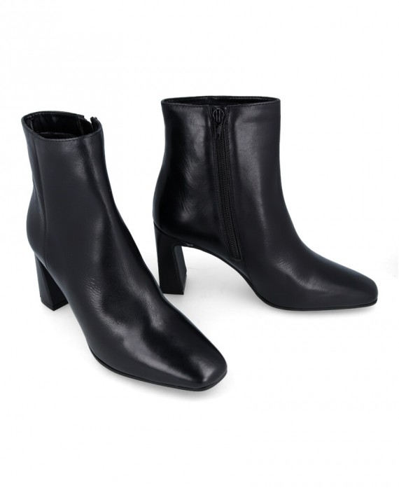 Riva di Mare 52111 Classic black ankle boots