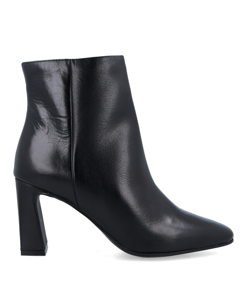 Botines negros clásicos Riva di Mare 52111