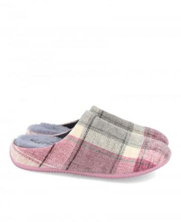 Garzón 15300.598 Pink checkered house slippers